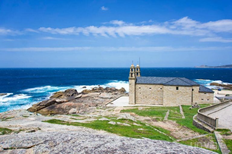 Vistas de muxia, del santuario virxe da barca
